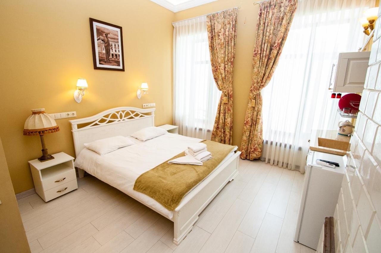 Art Suites Near Deribasovskaya Odessa Exterior foto